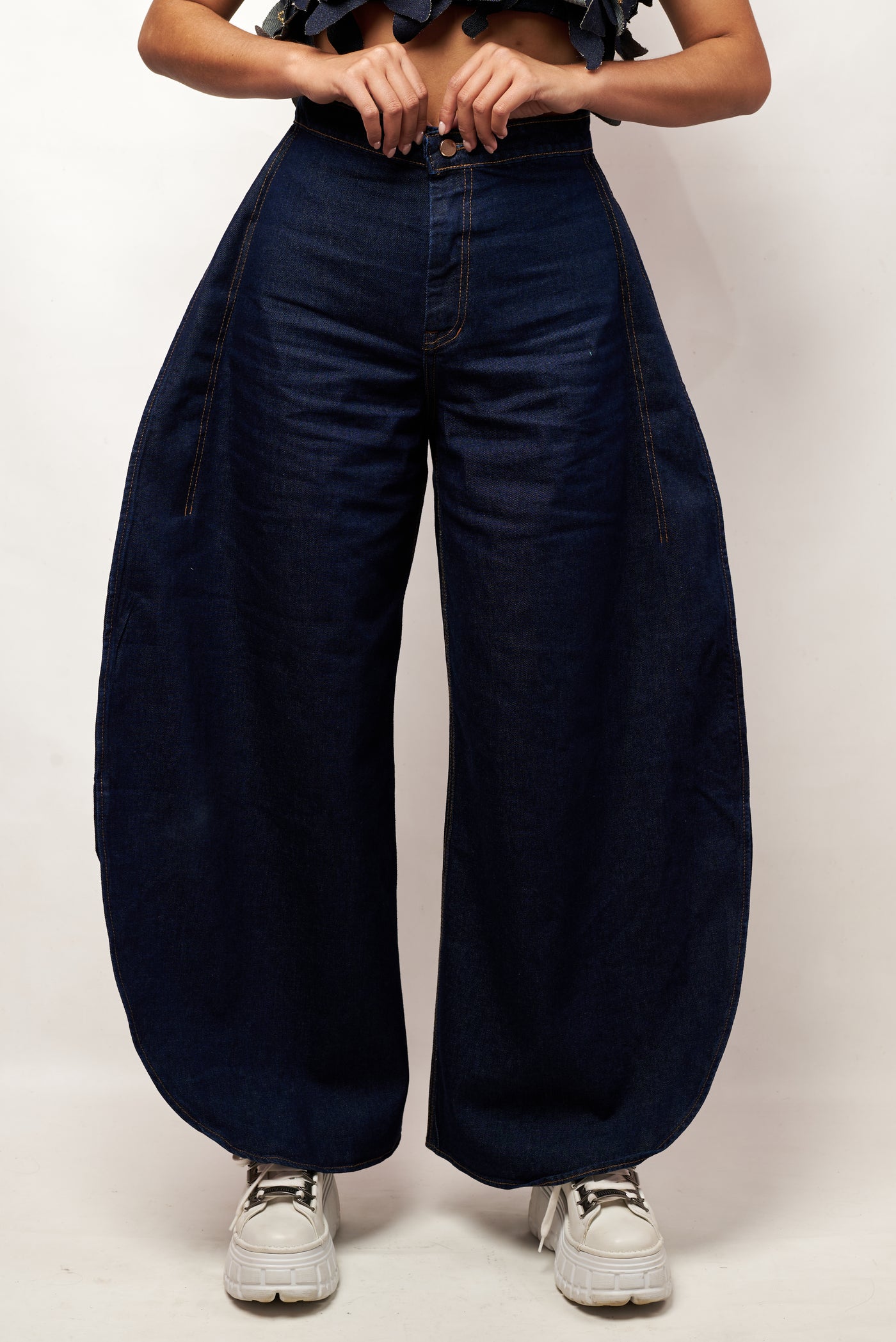 PANTALÓN PÉTALO