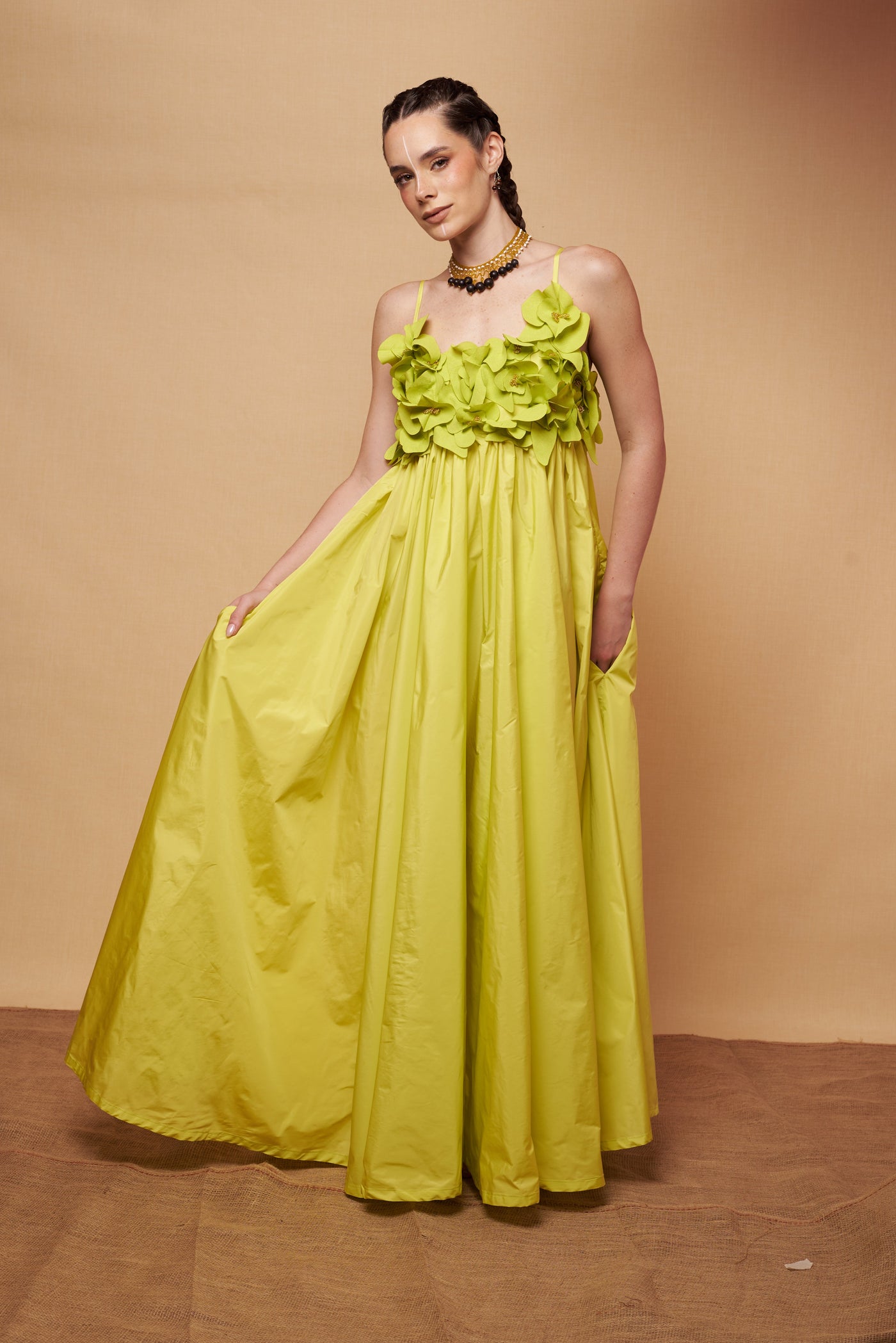 VESTIDO ORQUÍDEA TROPICAL